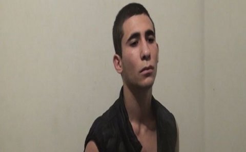 Astarada olay: Axtarışda olan şəxs saxlanılarkən polisə silah çəkdi (FOTOLAR)