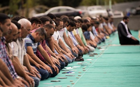Azərbaycanda bayram namazının vaxtı açıqlanıb