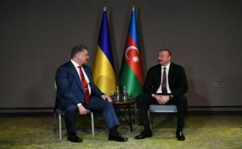 İlham Əliyev Poroşenko ilə görüşdü - FOTOLAR