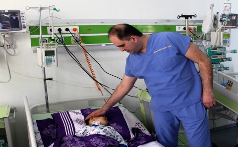 Ürəyimizdə parada düzülən alqışlar: Səkkiz min ürəkli İNSAN- Rəşad Mahmudov