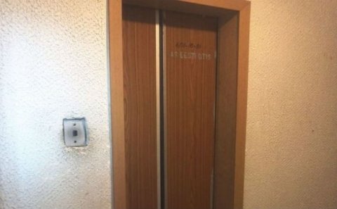 Gecə Bakıda 18 nəfər liftdə qaldı