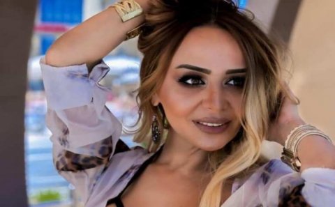 “Gecəmə yarım milyon verirlər” deyən aparıcını efirdə “topa tutdular” – VİDEO