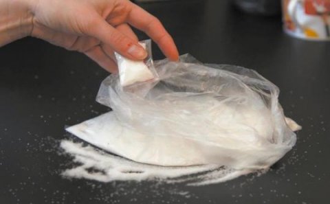 Evin zirzəmisindən 5 kiloqram narkotik aşkarlandı - ASTARADA