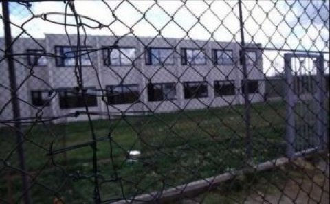 Belçikada azərbaycanlı ailə həbsxanaya salındı - Bakıya qayıtmaq istəmirlər