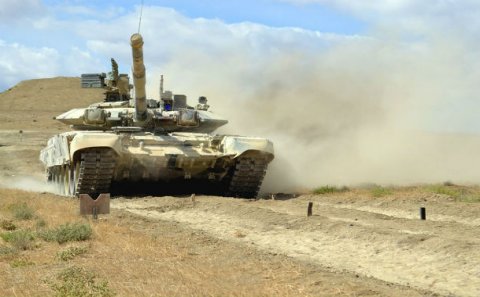 “Ən yaxşı tank bölüyü” adı uğrunda yarışlar başlayıb – VİDEO