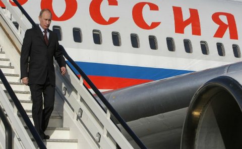 Vladimir Putin Azərbaycana işgüzar səfərə gəldi