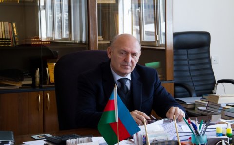 Ağarəhim Rəhimovun yaradıcılığında erməni xəyanətinin bədii gerçəkləri barədə bəzi qeydlər