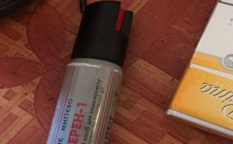 Bakıda 9 manata gözyaşardıcı qaz balonları satılır