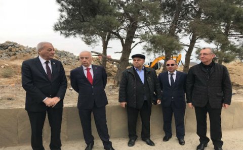 “Burada tikintiyə qərar verənlər məsuliyyət daşımalıdır” - Eldar Əzizov