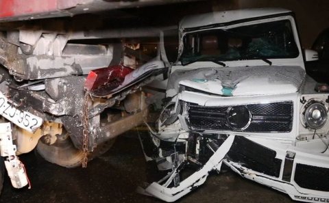 Bakıda kirayə götürdüyü “Gelandewagen”i “Şaqman”a çırpdı – VİDEO