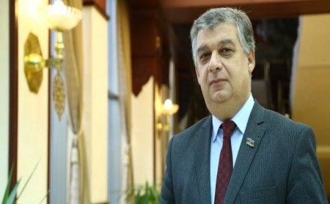 Deputat: “Bankların faiz dərəcələri soyğunçu xarakter daşıyır”