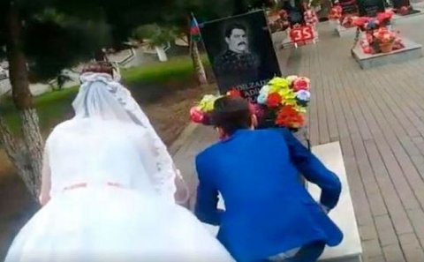 Azərbaycanda bəy toy günü şəhid dostunun məzarını ziyarət etdi - VİDEO