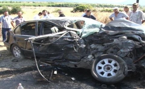 Azərbaycanda maşın aşdı - bir ailənin 4 üzvü YARALANDI