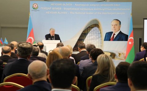 ÜMUMİLLİ LİDER HEYDƏR ƏLİYEVİN XATİRƏSİ ASTANADA ANILIB