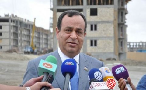“SABİQ DEPUTAT TORPAĞIMIZI ZORLA ƏLİMİZDƏN ALIB…” –  “İcra başçısı da onun qarşısında aciz qaldığını etiraf etdi”