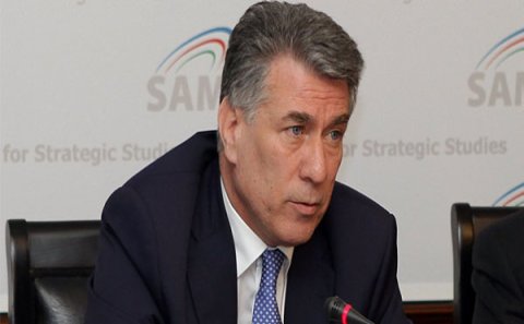 Ziyafət Əsgərovun qardaşı işdən azad edildi