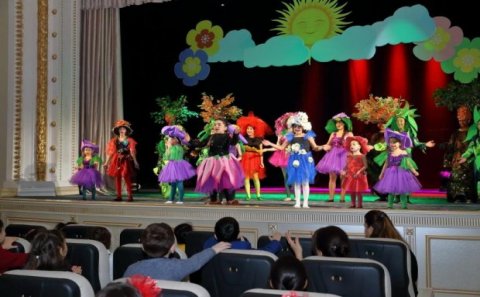 DTX-nin Mədəniyyət Mərkəzi Sumqayıtda balaca tamaşaçıların görüşünə gəlib