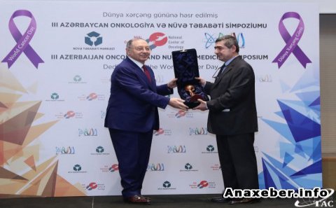 Dünya Xərçəng Gününə həsr olunmuş III Azərbaycan onkologiya və nüvə təbabəti simpoziumu keçirilib