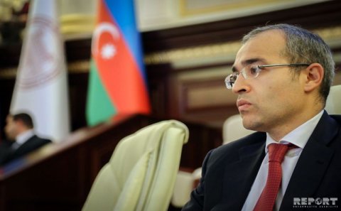 Mikayıl Cabbarov 58 vergi əməkdaşını işdən çıxardı — Aralarında Fazil Məmmədovun qohumu da var (TAM SİYAHI)