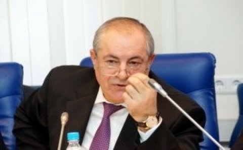 Deputat Həsən Nəbiyev kasıbları “alkaş və tüfeyli” adlandırdı – QALMAQAL
