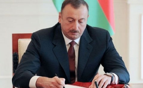 Prezident əfv sərəncamı imzaladı