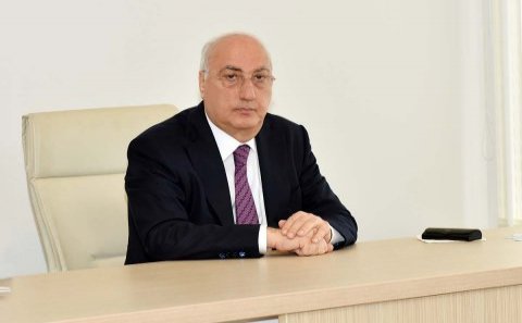 Zakir Fərəcov Sumqayıtdan gedir, onun iki məmuru isə sumqayıtlıları soyub-talayır - Fotolar