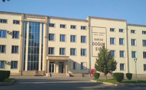Azərbaycanda həkim yad cismi xəstənin qarnında unutdu — FOTOLAR