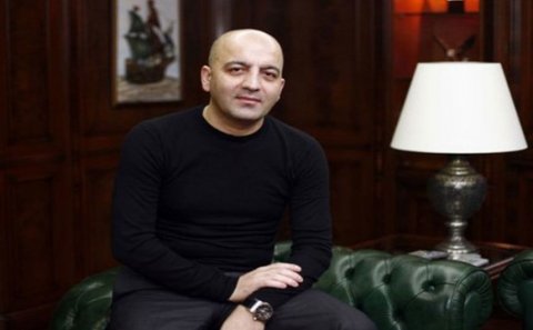 Mübariz Mənsimovdan SƏRT REAKSİYA: “Onu eşşək kimi döydüyümü hər kəs bilir”