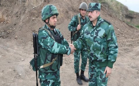 General Ermənistanla sərhəddə (FOTOLAR)