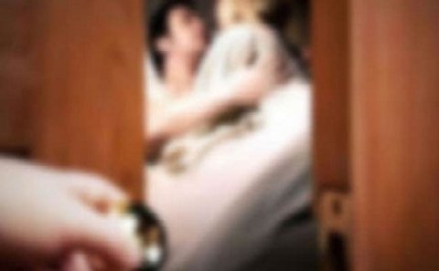 Türkiyədən yeni qayıdan kişi arvadını sevgilisi ilə tutdu və… – İsmayıllıda DƏHŞƏT