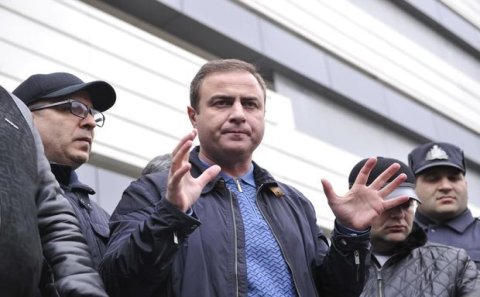 Bakının “yoxsul” iş icraçısı Araz Rəhimovun MİLYONLUQ SƏRMAYƏSİ : “Diqlas”ın külündə görünən izlər