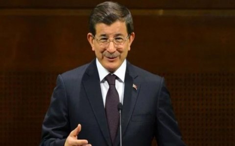 DAVUDOĞLU ƏRDOĞANI TƏKRAR SEÇKİYƏ GÖRƏ KƏSKİN QINADI: 
