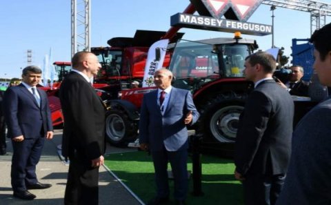 SABİQ NAZİR YENİ ŞİRKƏT YARADIB: Azərbaycana traktor gətirir - FOTO