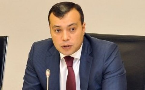 Rüşvətə görə işdən çıxarılan gömrük rəisi nazirin əmisi oğludur