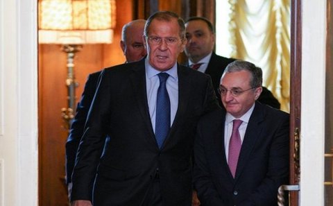 Mnatsakanyan Lavrovla danışdı, təzyiqi qalxdı
