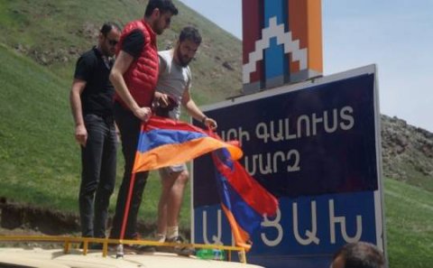 Ermənilərdən gözlənilməz iddia: “Paşinyan Qarabağı Azərbaycana qaytarmaq istəyir”