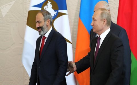 “Putinin Paşinyanı devirmək planı...” – Kreml Köçəryanı dirçəldir