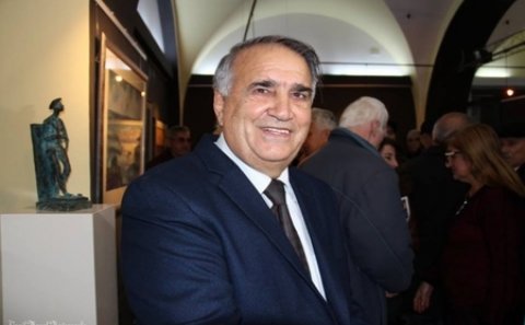 Prezident Rəsulzadənin varisini təltif edib - Xalq Cümhuriyyətinin 100 illiyi medalı ilə
