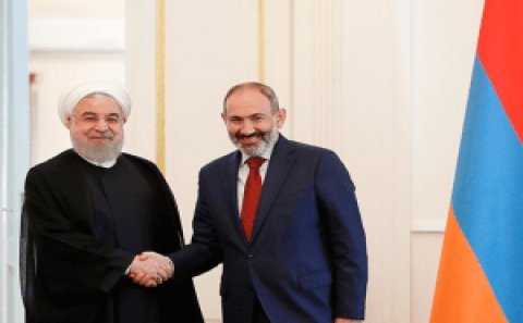 İran Ermənistana qucaq açdı – Paşinyan İran prezidentinə təşəkkür etdi