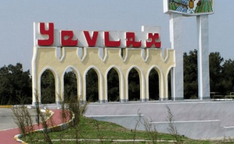 Bəydili sakinləri: İcra başçısı eşitdi ki, əhali yolu bağlayacaq, qaça-qaça gəldi