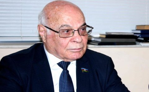 82 yaşlı Ağacan Abiyev namizədliyini verməyəcək: 