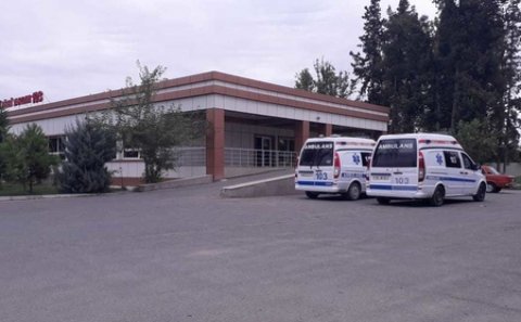 Ucarda avtomobil piyadanı vuraraq xəsarət yetirib