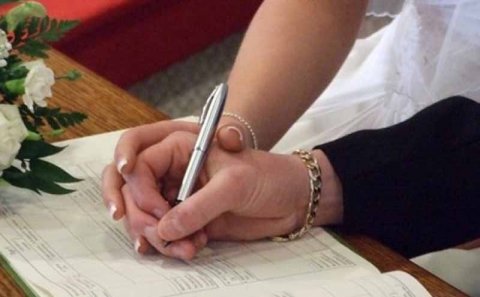 Azərbaycanda 18 yaşadək nikah bağlayan qızların sayı artıb