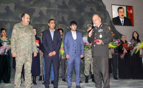Qarabağ qazisinə döyüş medalı təqdim olundu