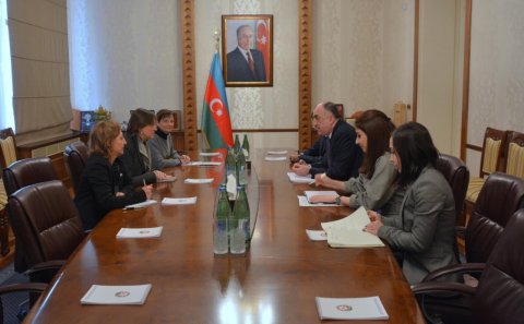 Elmar Məmmədyarov: “BQXK əsir və girovların azad olunması istiqamətində səylərini artırılmalıdır”