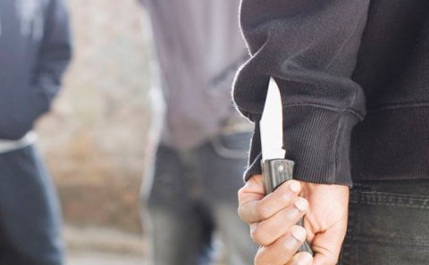 Mübahisə zamanı dayısı oğlu bıçağı gəncin ürəyinə soxaraq qətlə yetirdi
