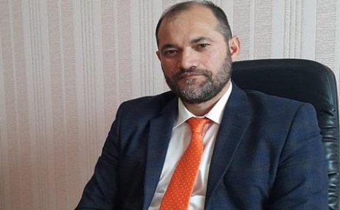 İmişlidə seçicilər Razi Nurullayevi görüş yerindən qovdular - VİDEO