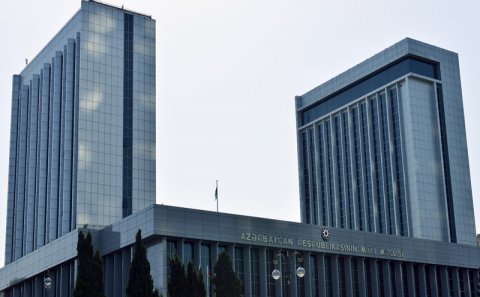 Onlar artıq deputat deyillər: Milli Məclislə vidalaşanlar (SİYAHI)