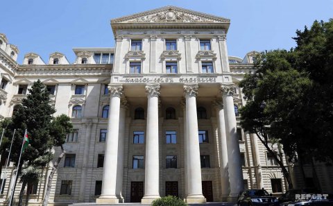  Bakı bu jurnalisti qara siyahıdan çıxartdı-Rəsmi