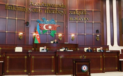 Milli Məclisdə islahat başladı